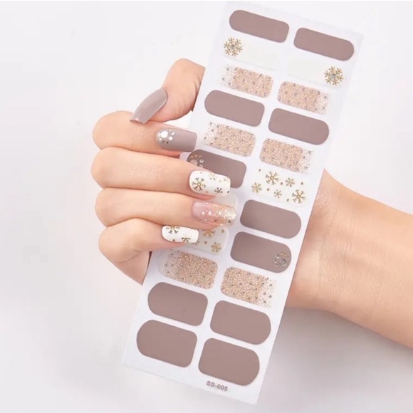 Nail Stickers Pack, Aveeno Hand Mask, 34 Packs, Assorted Styles - Picture 4 of 15